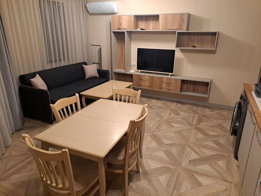 Markapart 3 - Apartment In Downtown Ruse Eksteriør bilde